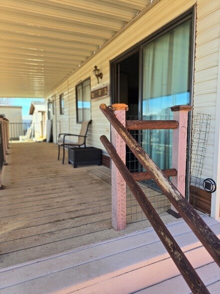 Building Photo - 4909 W Front Ave