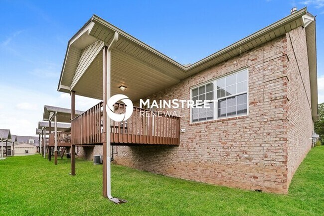 Building Photo - 3 Bedroom Pet-Friendly Home in Corryton, T...