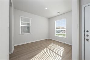 Building Photo - 15438 Maple Ter Dr
