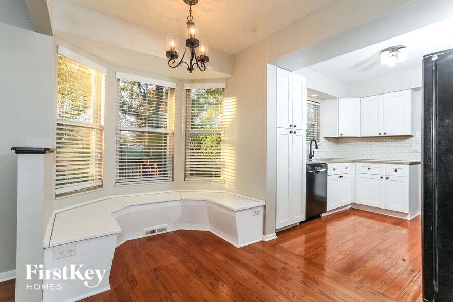 Building Photo - 5458 Concord Crossing Dr