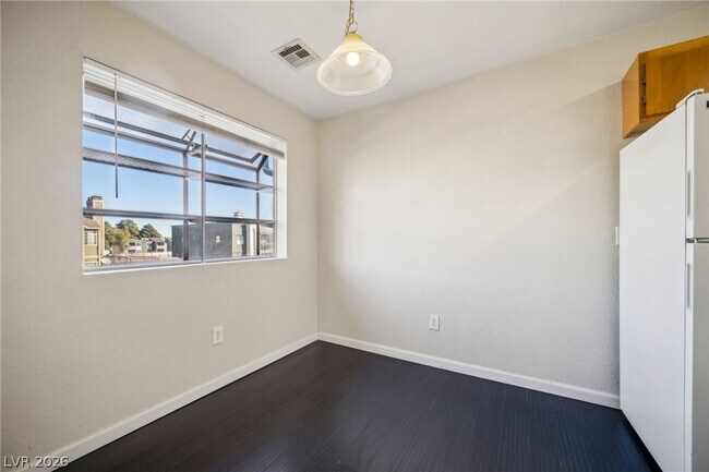 Building Photo - 2654 Bryandouglas Dr