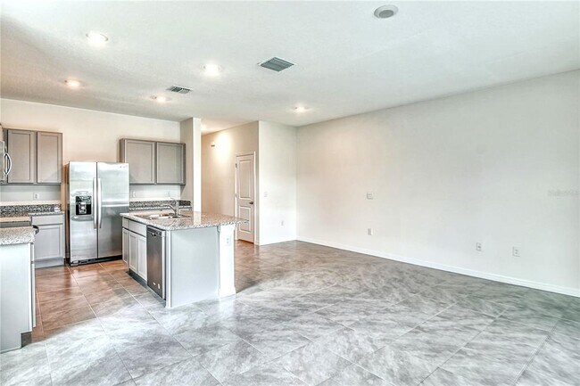 Building Photo - 11419 Planetree Pl