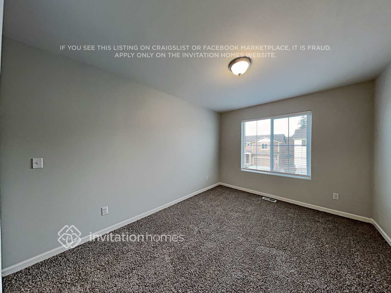 Building Photo - 9012 171st St NE