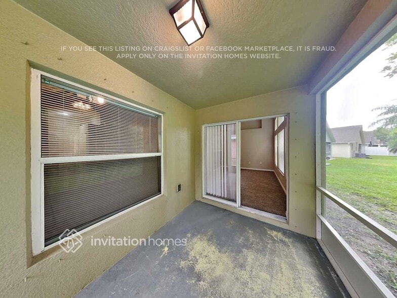 Building Photo - 586 Coral Trace Blvd