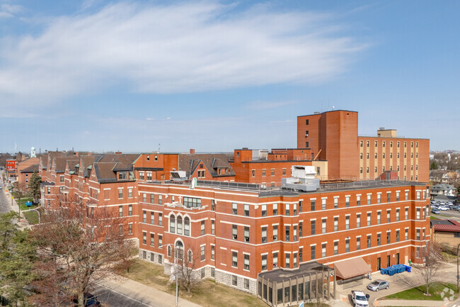 Building Photo - Victory Ridge Apartments