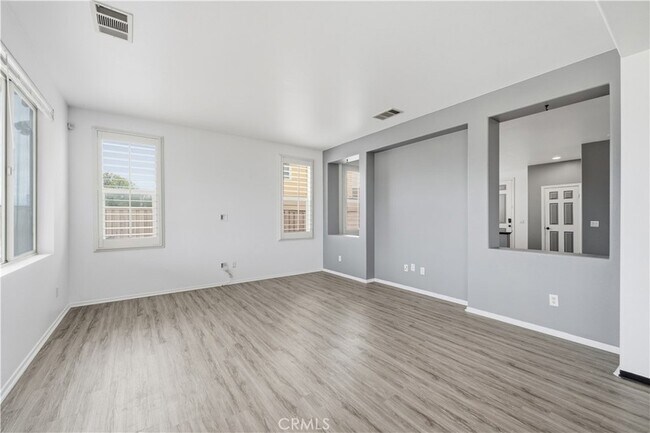 Building Photo - 34161 Camelina St