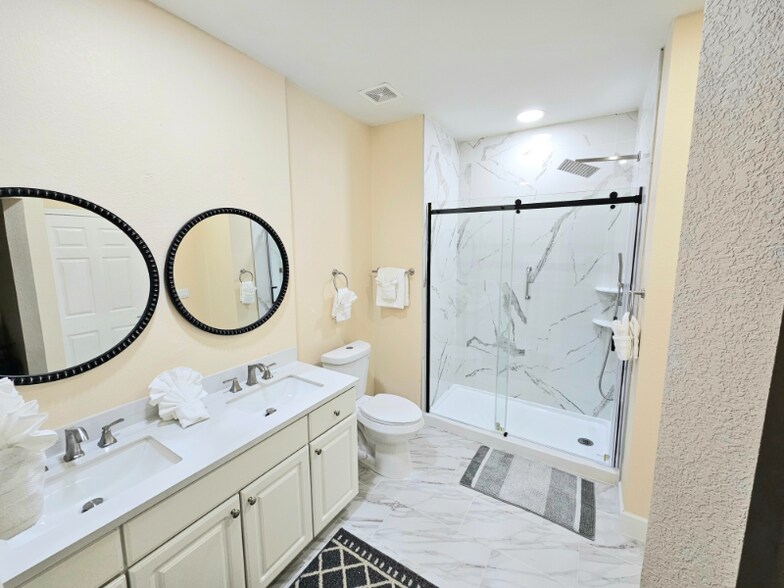 Building Photo - 2954 Lucayan Harbour Cir