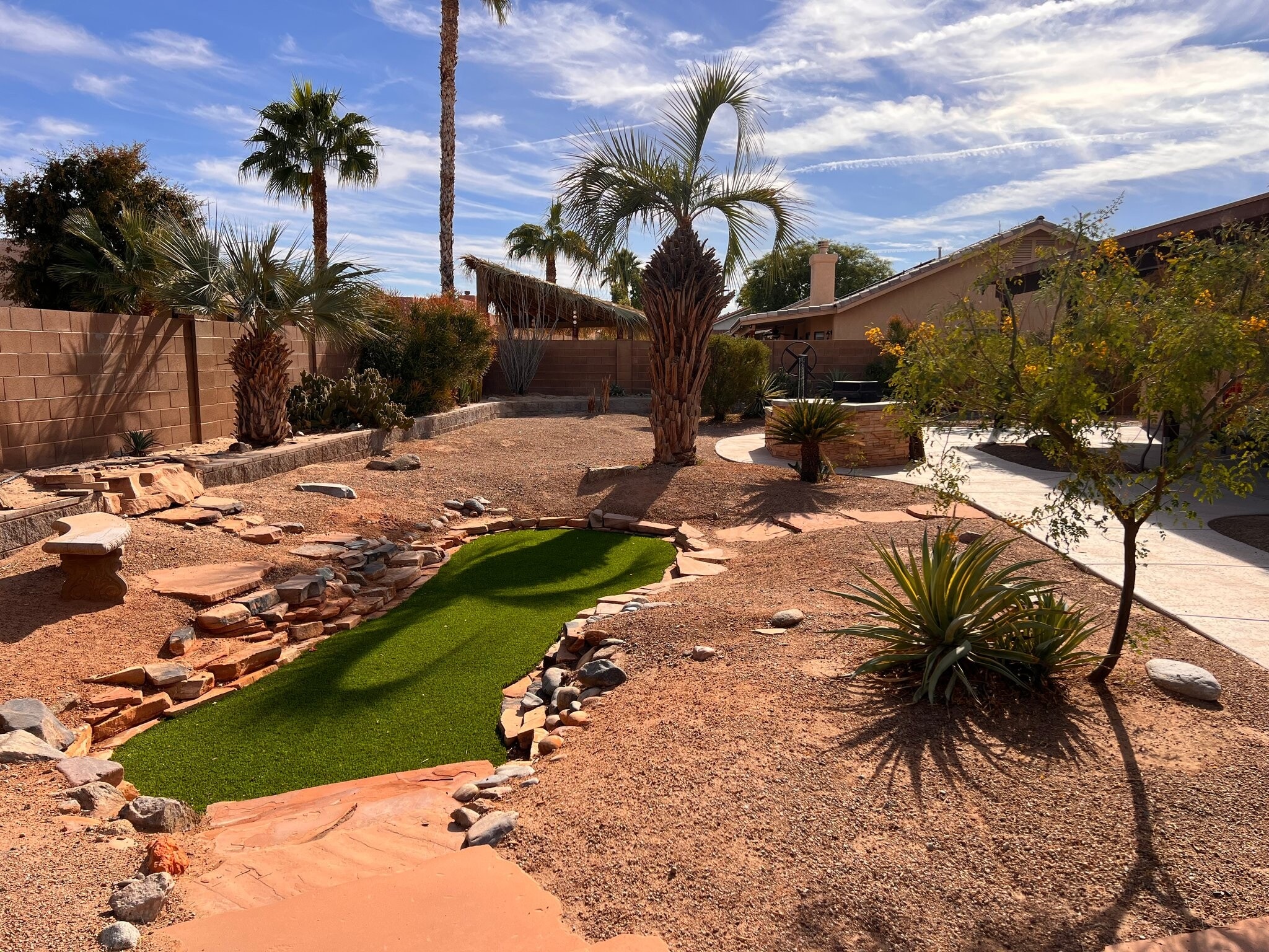 Building Photo - 10379 S Sundown Dr