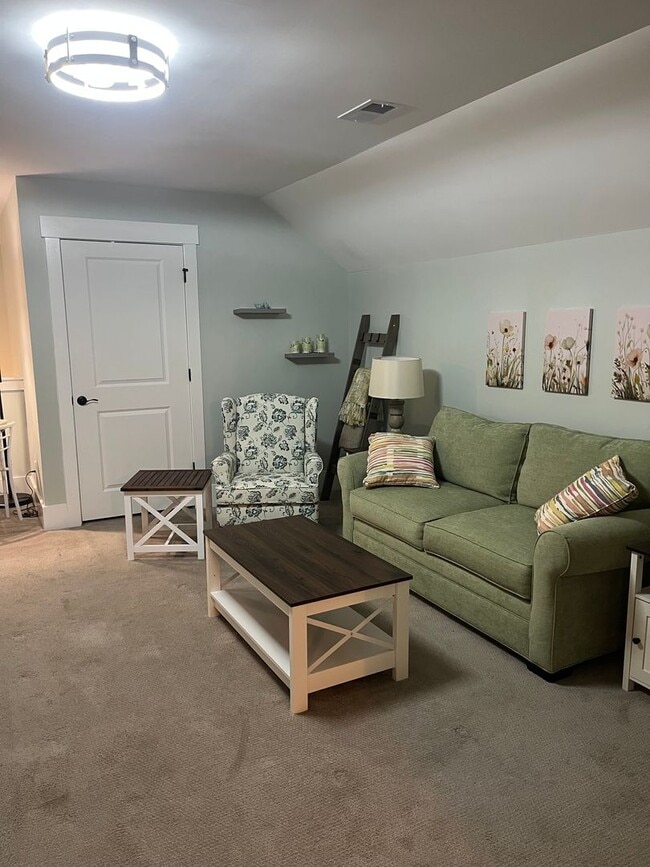 Building Photo - Furnished, Pet Friendly, Utilites included...