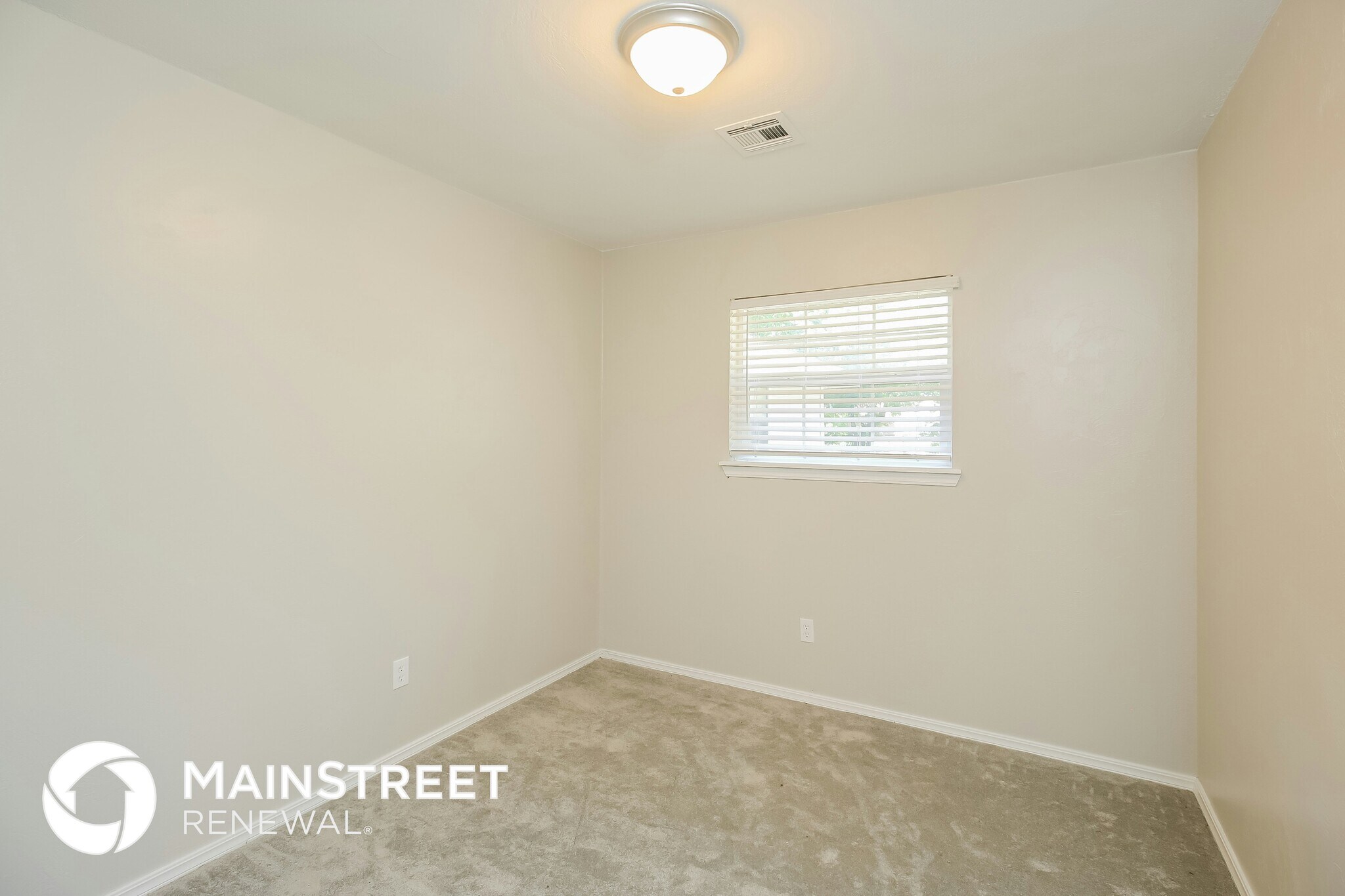 Building Photo - 1153 Elmhurst St