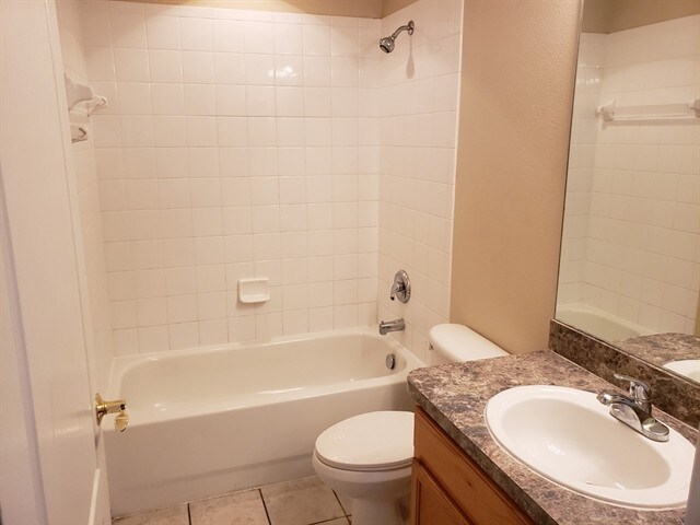 Building Photo - 2554 Big Pine Dr