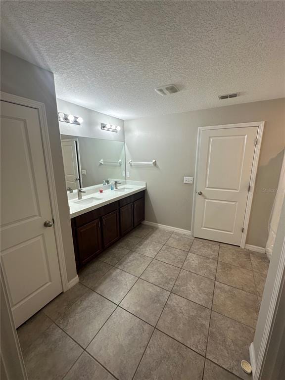 Building Photo - 903 Zone Tailed Hawk Pl
