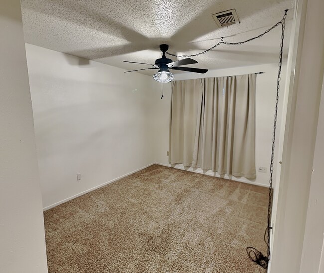 Building Photo - Charming One-Story with Bonus Sunroom & Backyard Retreat in Prime Summerfields Location!