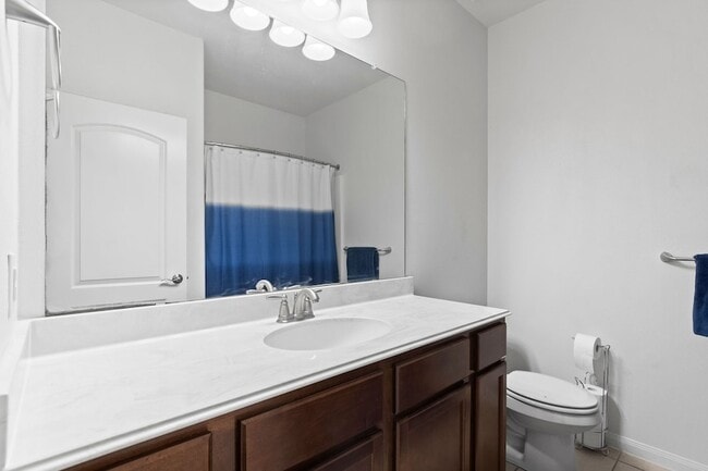 Building Photo - 2022 Borthwick Ln