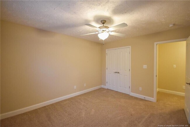 Building Photo - 24 Nassau Ln