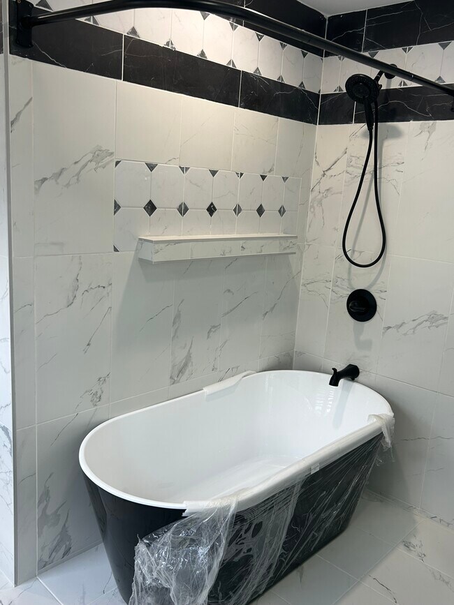 Building Photo - 74 Delaware Ave