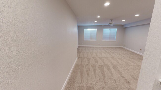 Building Photo - 1610 Ames Ct