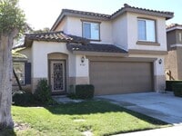 Building Photo - 3Bed/2.5Bath in Oceanside~ Ventana