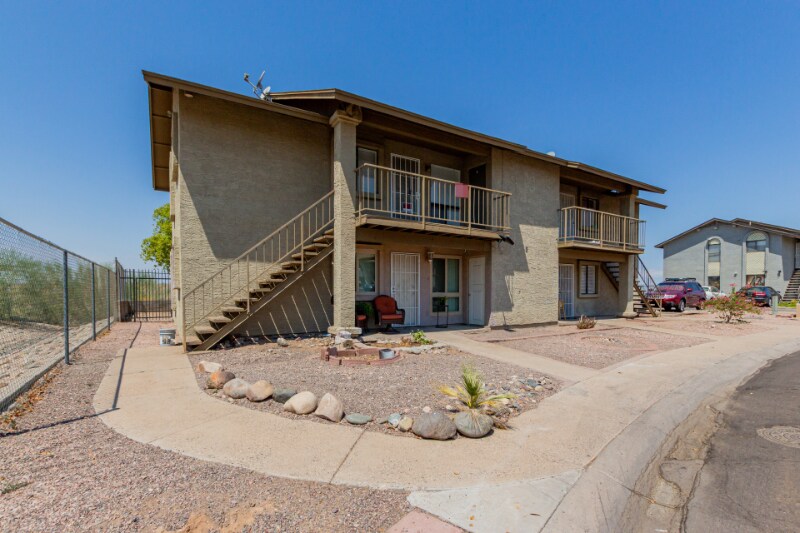 Building Photo - 11350 W Tennessee Ave