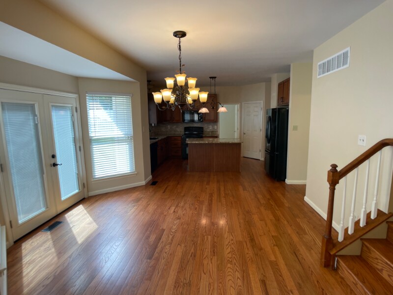 Building Photo - 3802 Scarlet Oak Dr