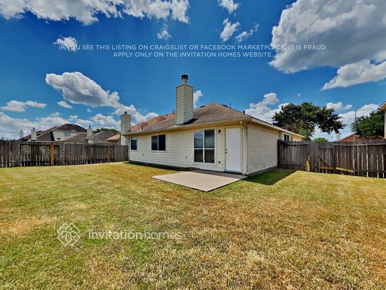 Building Photo - 4027 Ashview Ln