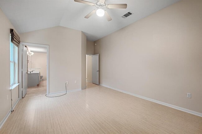 Building Photo - 7320 Muffin Dr