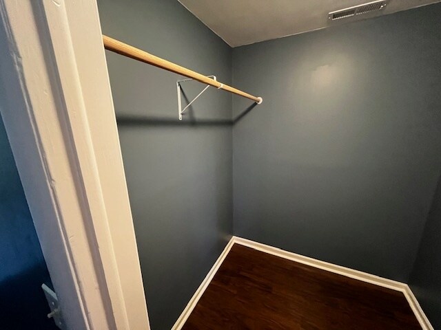 Building Photo - 5305 Ravens Crest Dr