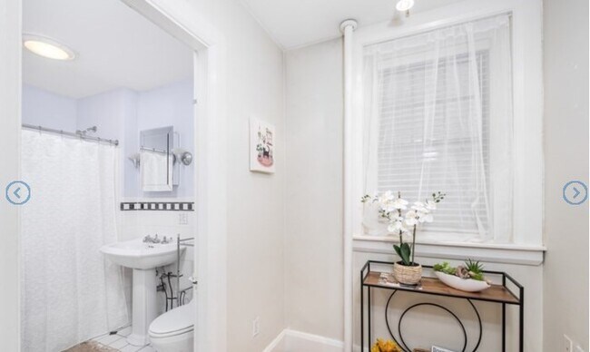 Building Photo - 169 Washington St