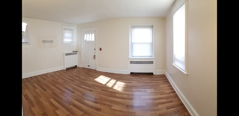 Building Photo - 6142 N 8th St