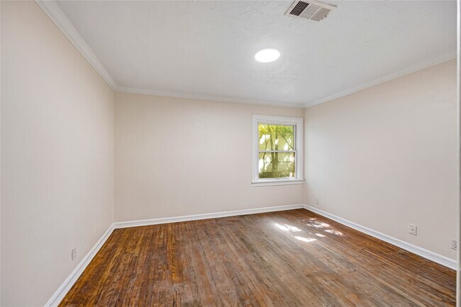 Building Photo - 7224 McHenry St