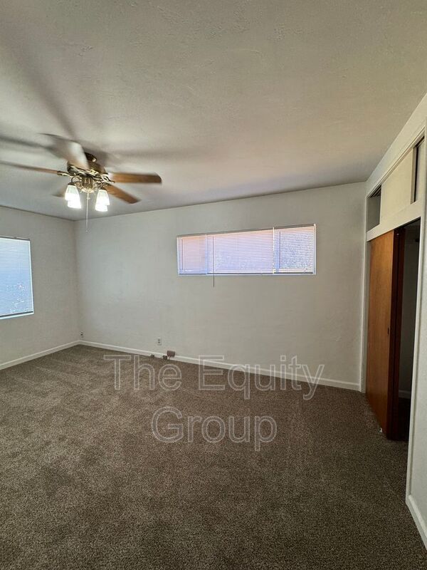 Building Photo - 2710 E Westcott Ave