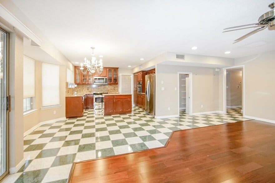 Building Photo - 1109 Noble Ridge Way