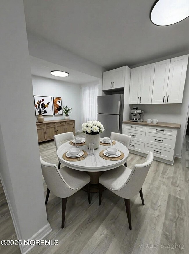 Building Photo - 14 W 3rd St