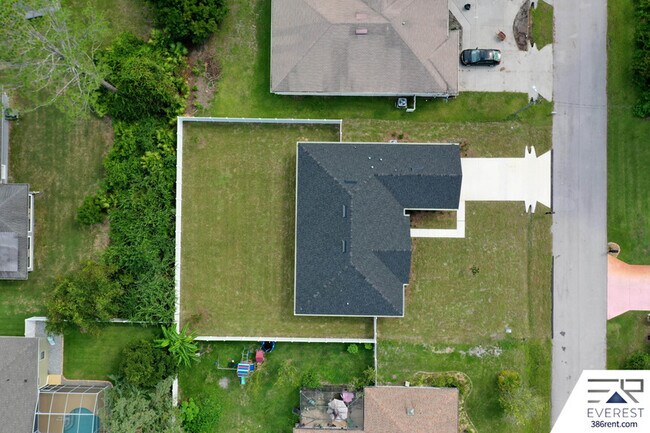 Building Photo - 58 Bruce Ln