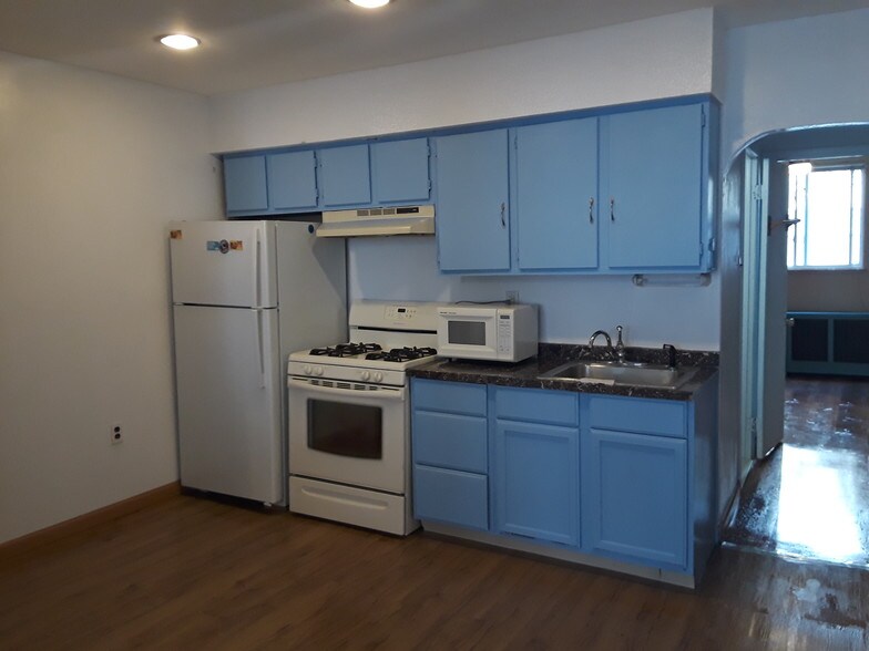 Building Photo - 1713 S 8th St