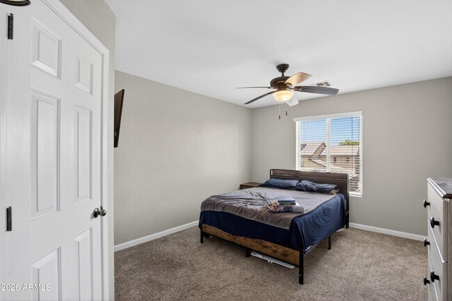 Building Photo - 734 W Desert Seasons Dr