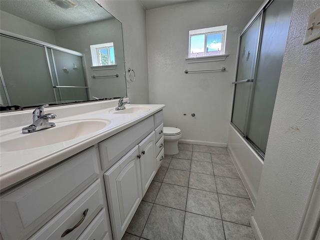 Building Photo - 1804 Serenade Ln