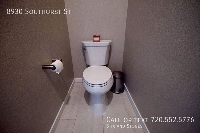 Building Photo - 8930 Southurst St
