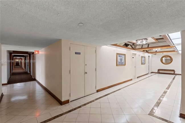 Building Photo - 18151 NE 31st Ct