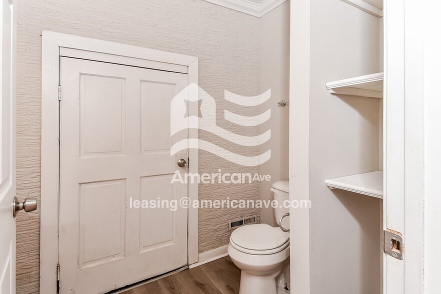 Building Photo - 1908 State Rd S-28-425