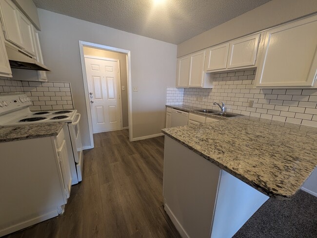 Building Photo - 5316 Hastings Dr