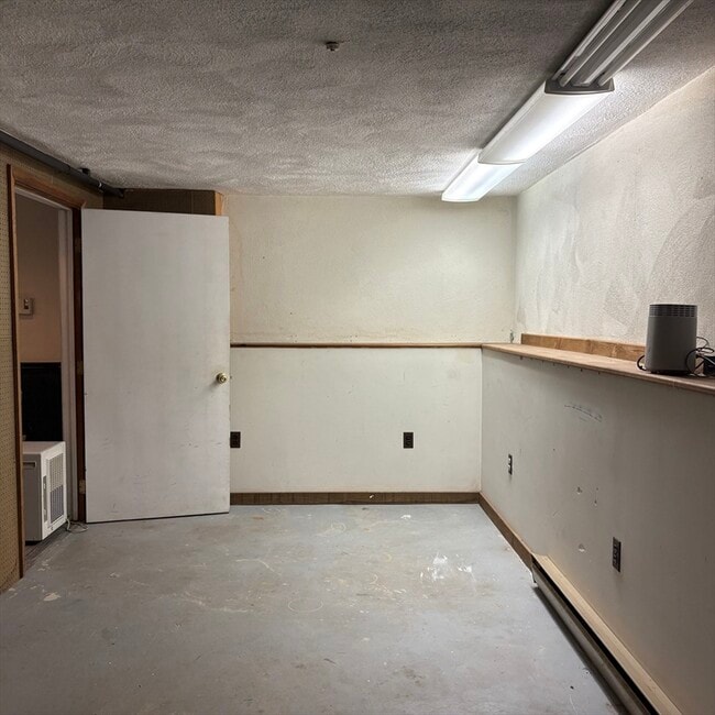 Building Photo - 93 Drummer Rd