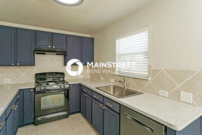 Building Photo - 4 Bedroom Pet-Friendly Home in SAN ANTONIO, TX with Main Street Renewal