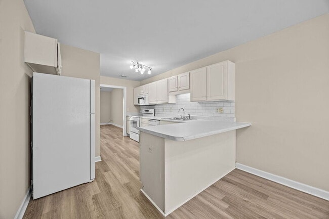 Building Photo - 5110 Deveron St