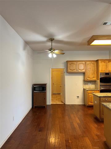 Building Photo - 5465 Golfside Dr