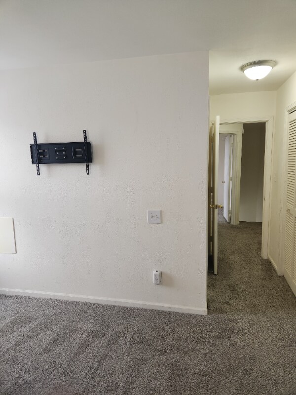 Building Photo - 225 A View Ave