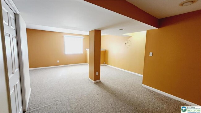 Building Photo - 257 Blue Sage Dr