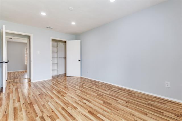 Building Photo - 505 Storrs St