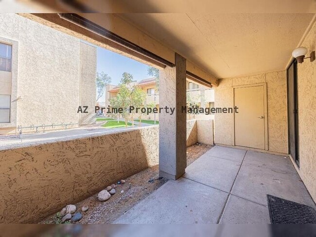 Building Photo - 1125 E Broadway Rd