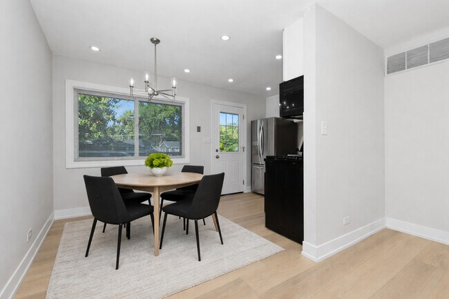 Building Photo - 16822 91st Ave